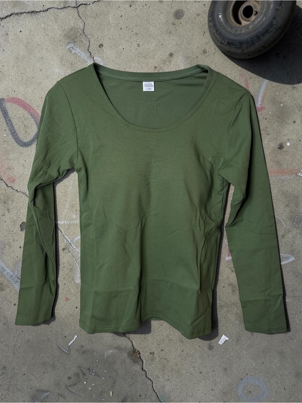 Olive Long Sleeve Scoop Neck Women's Padded Top